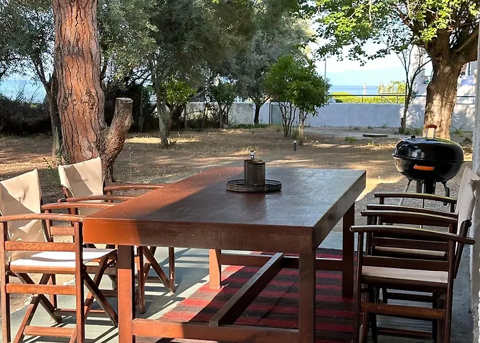 Ethel Βουρβουρού